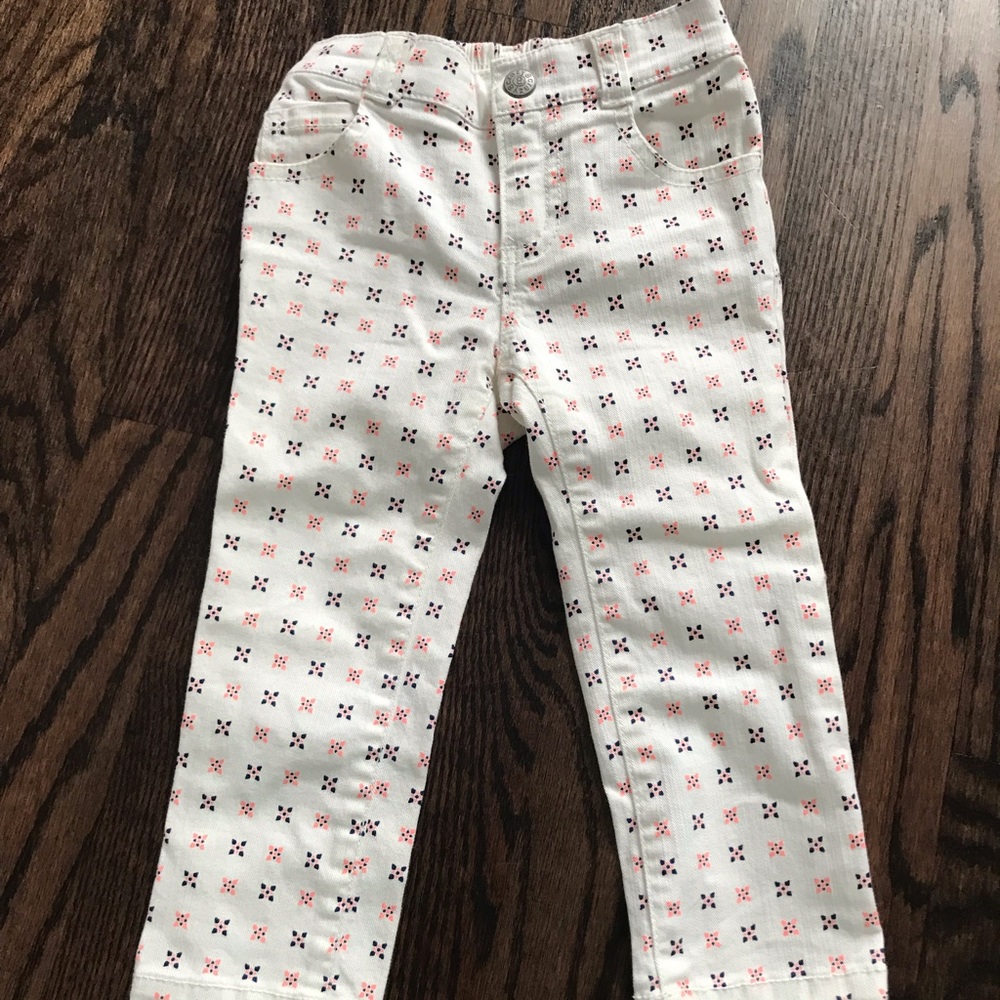 Girls jeans. Cute pattern. Brand new, no tags